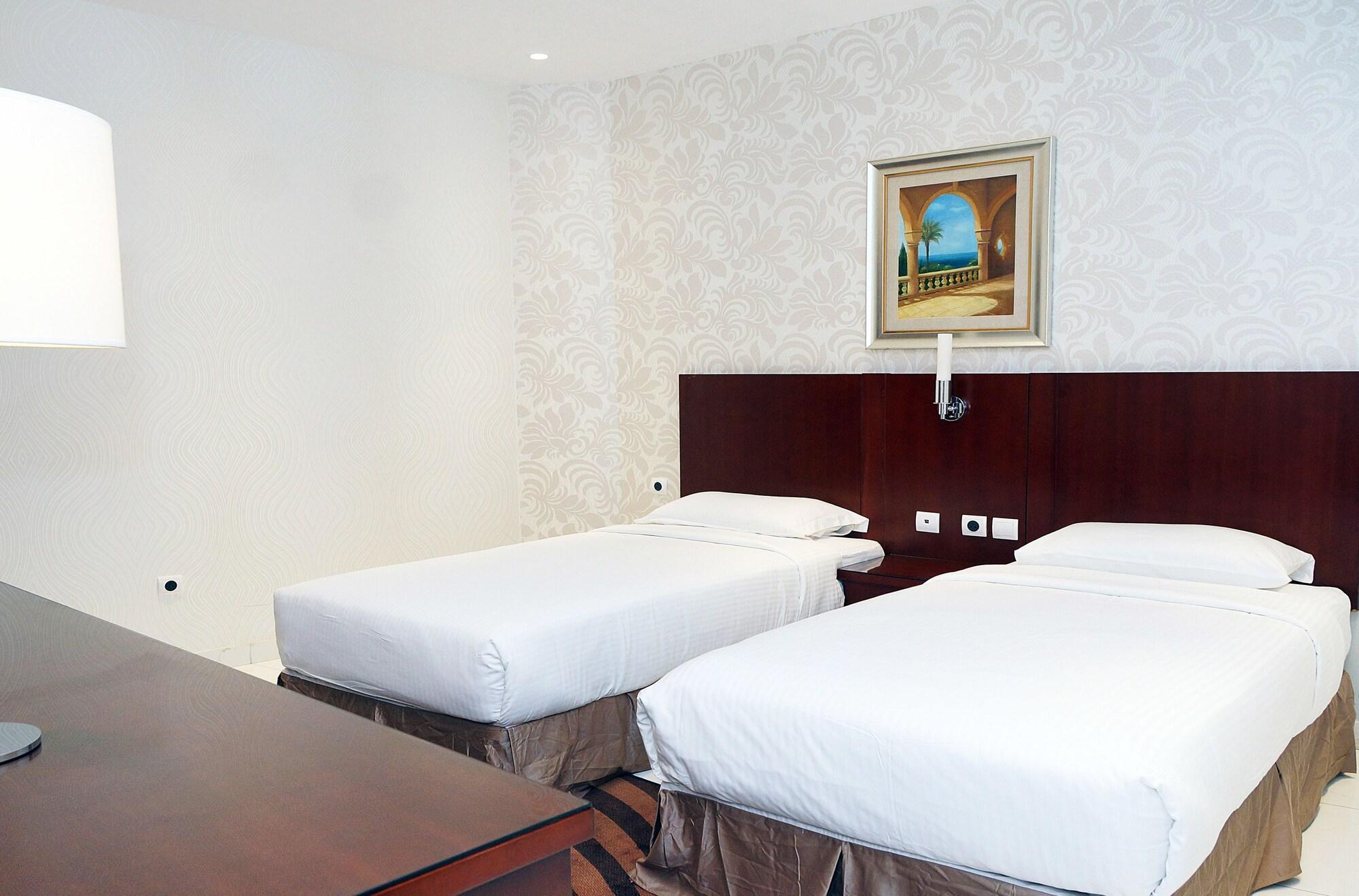 Grand Mayral Hotel Al-Chubar Zewnętrze zdjęcie