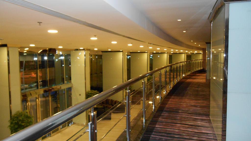 Grand Mayral Hotel Al-Chubar Zewnętrze zdjęcie