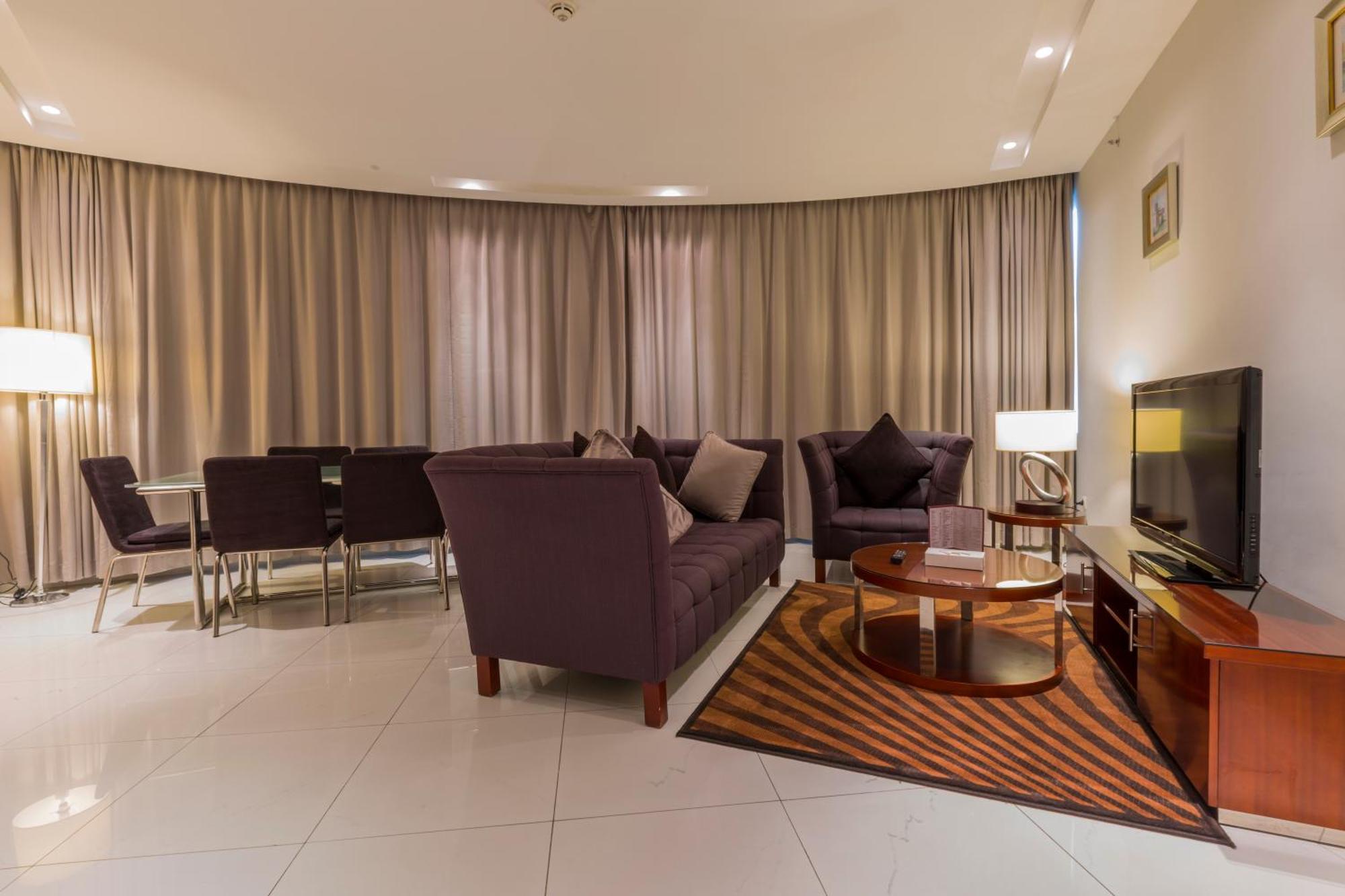 Grand Mayral Hotel Al-Chubar Zewnętrze zdjęcie