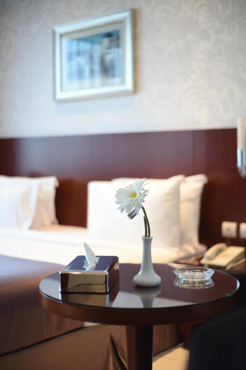 Grand Mayral Hotel Al-Chubar Zewnętrze zdjęcie